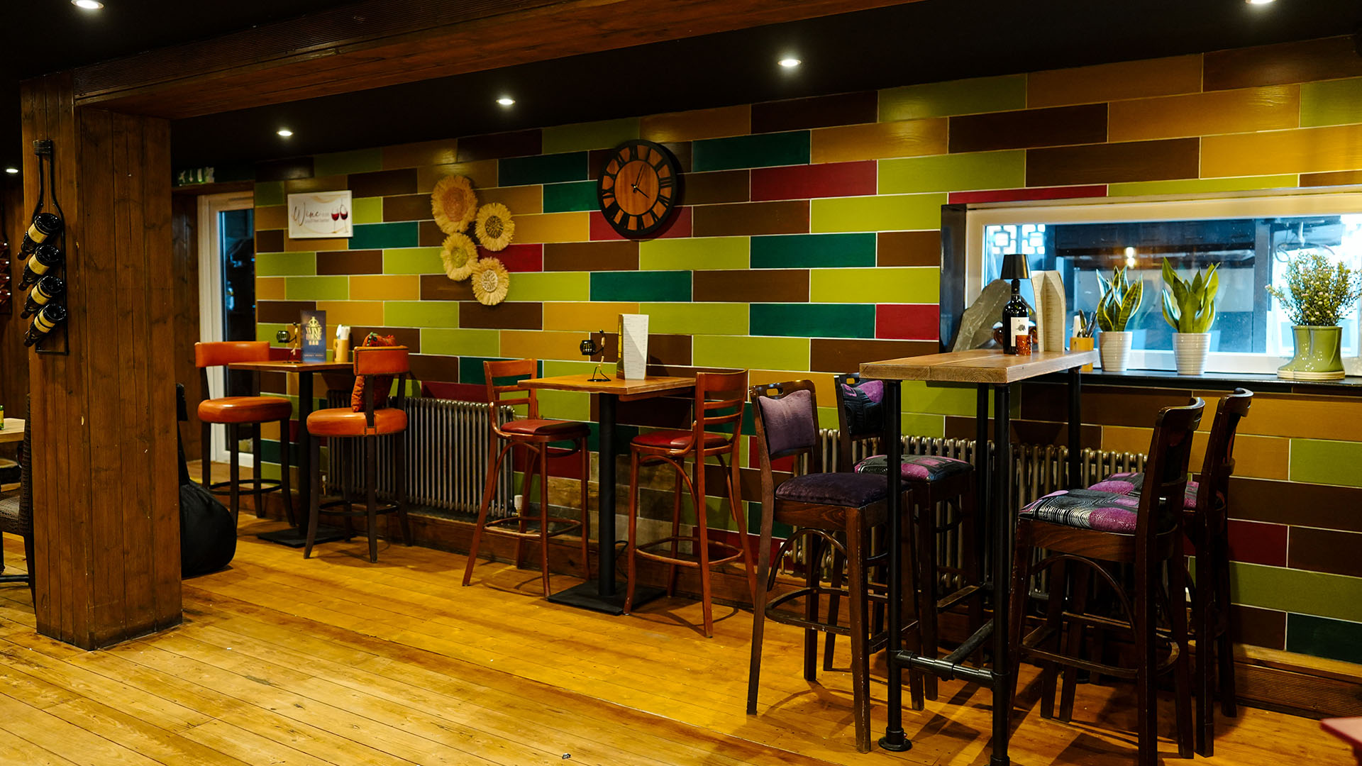 TURKUAZ Wine House interior