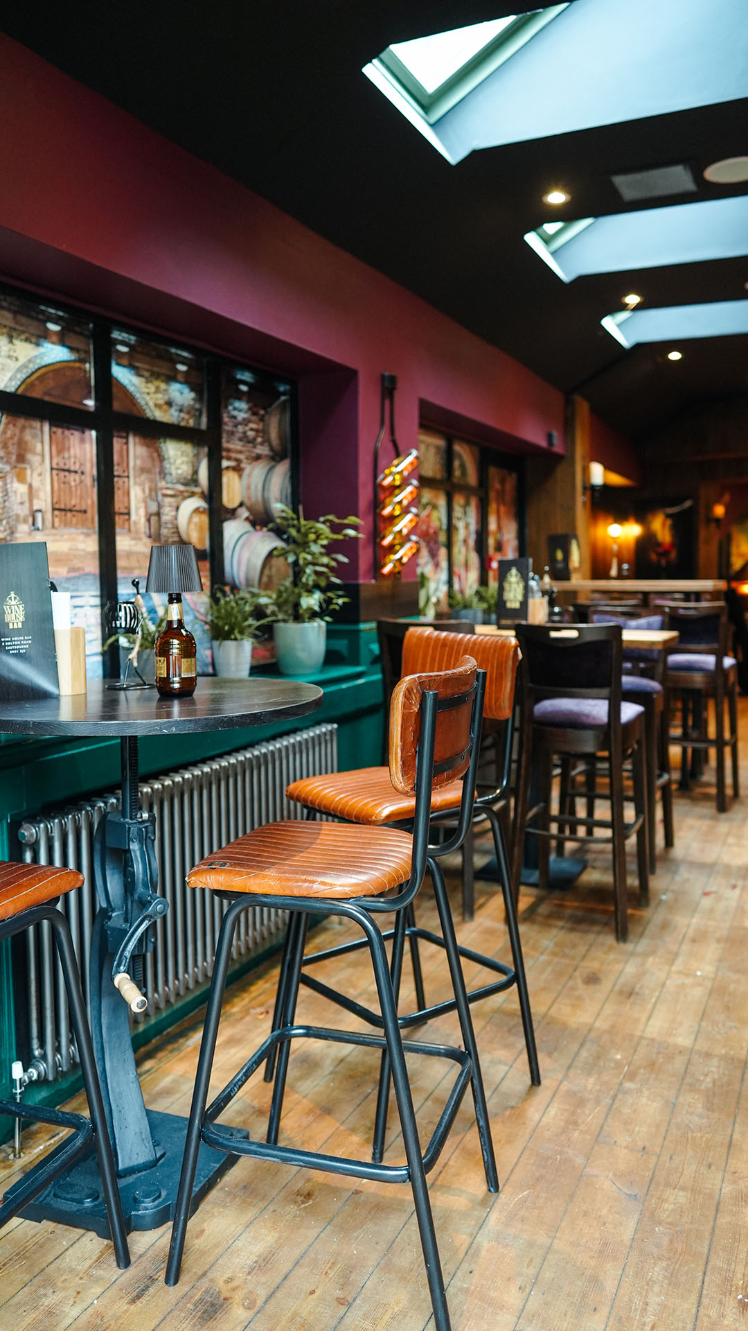 TURKUAZ Wine House interior