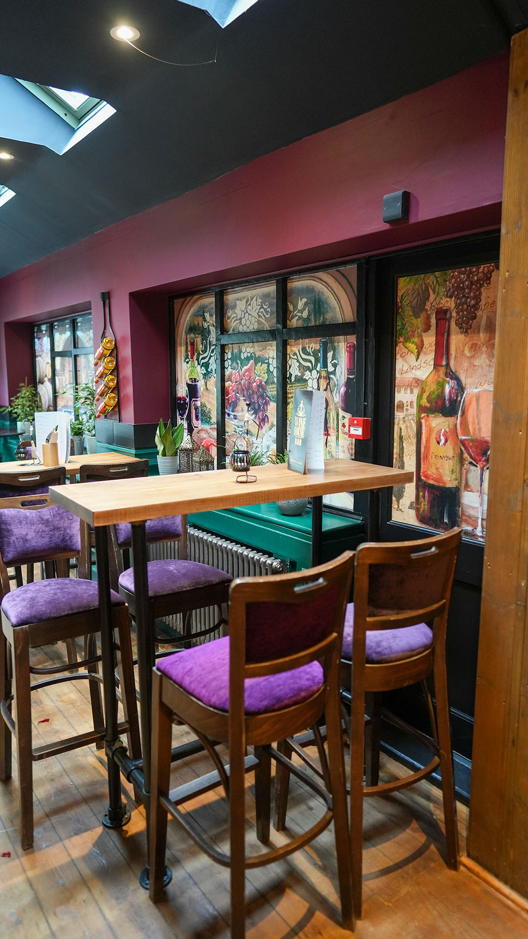 TURKUAZ Wine House interior